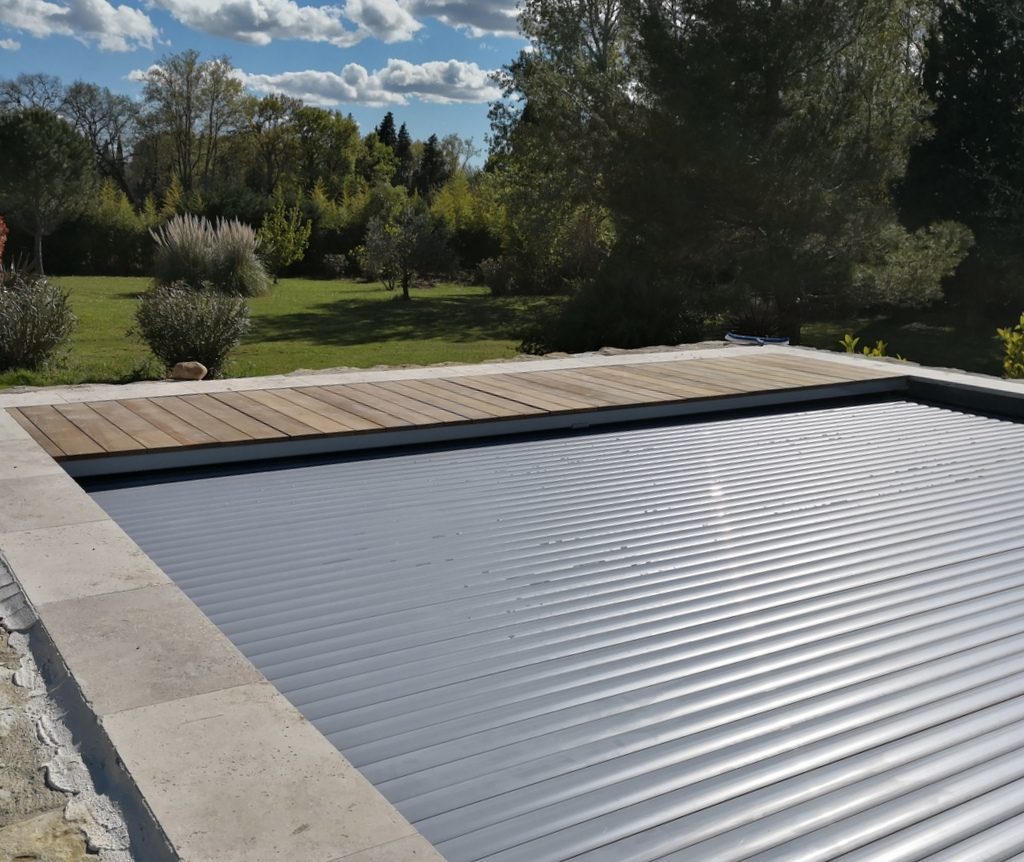 volet automatique piscine immergé